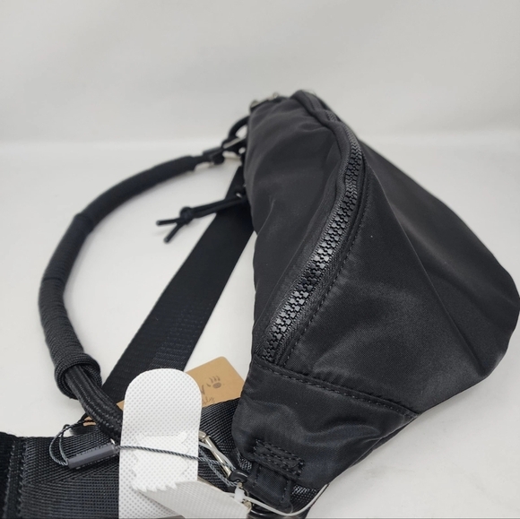 BearPaw Black Fanny Pack - Picture 3 of 8